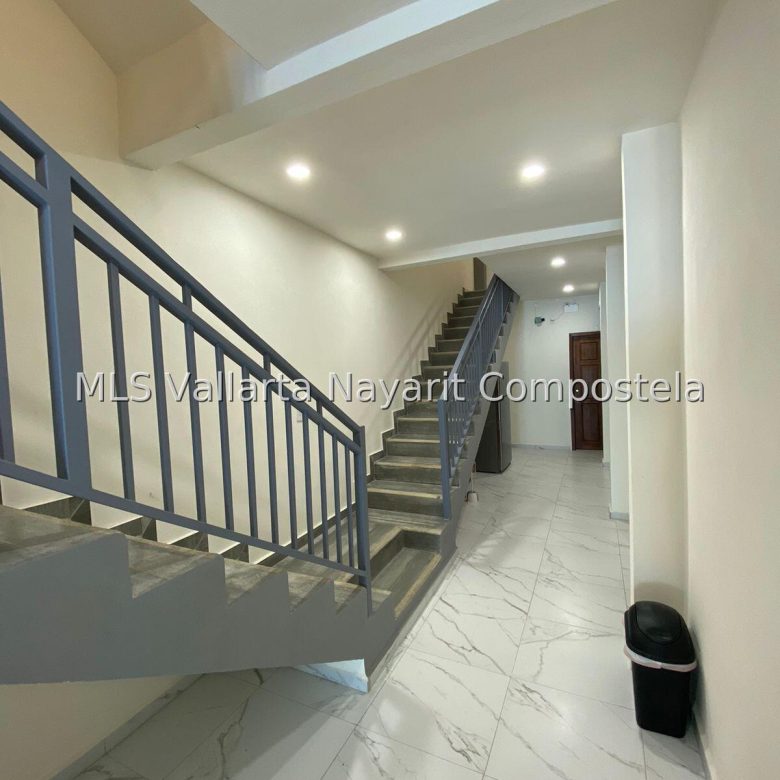 780