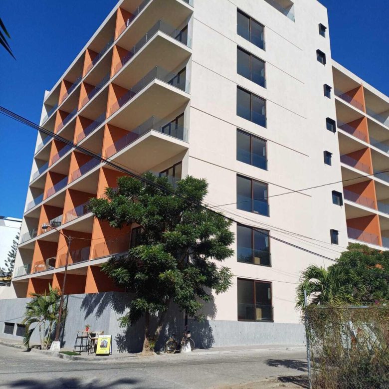 780