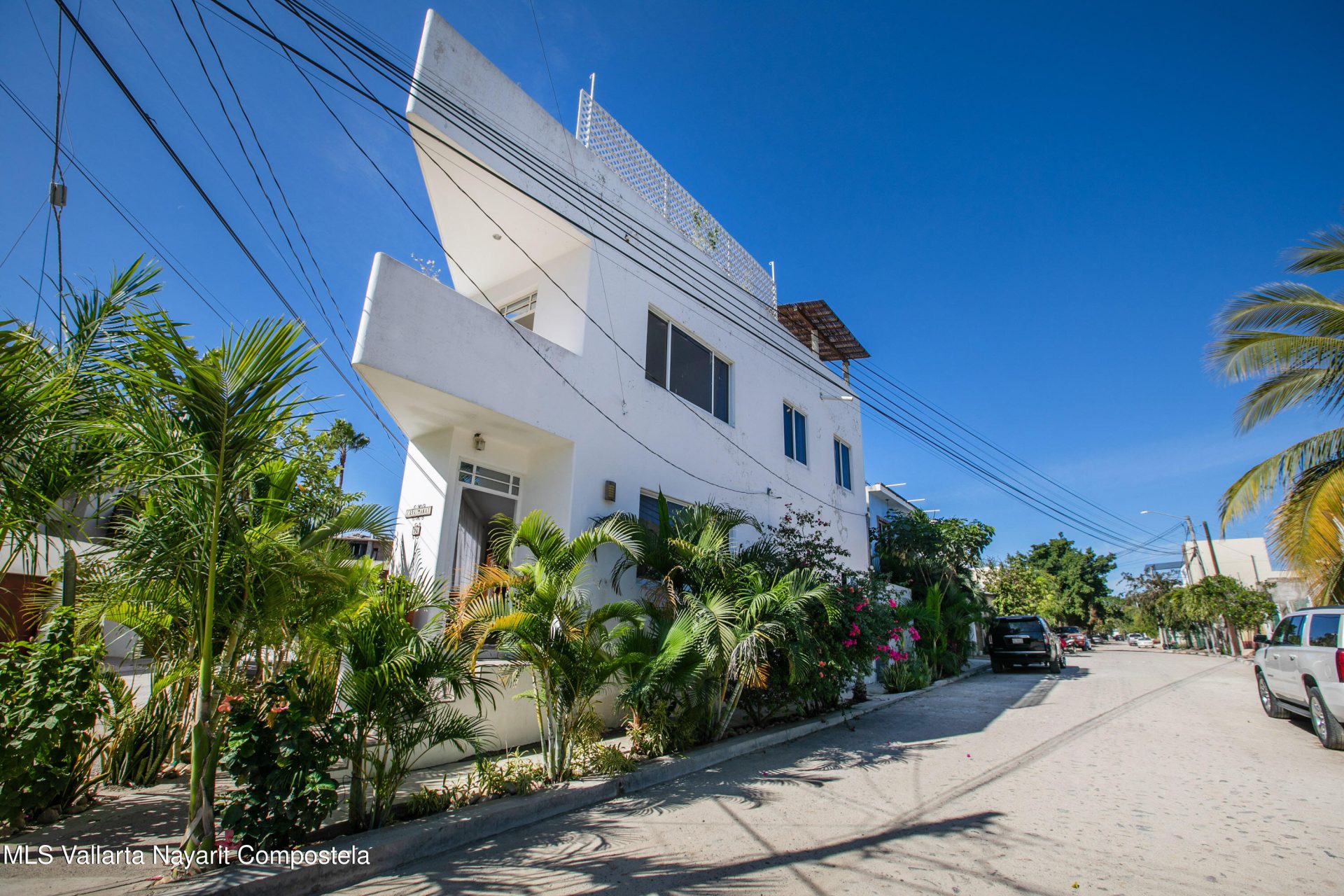 Carien Lewis – Pacífico Property