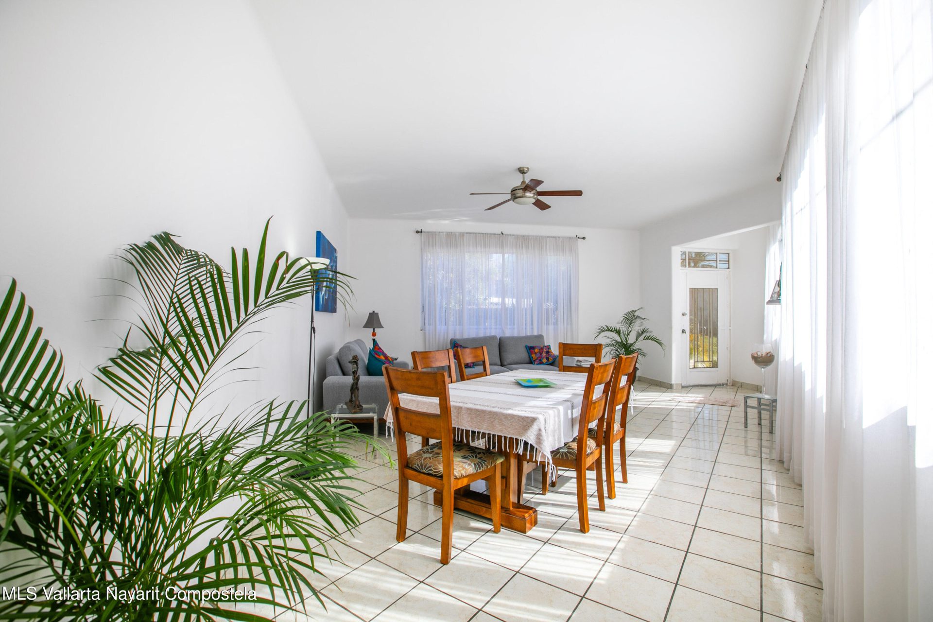 Carien Lewis – Pacífico Property