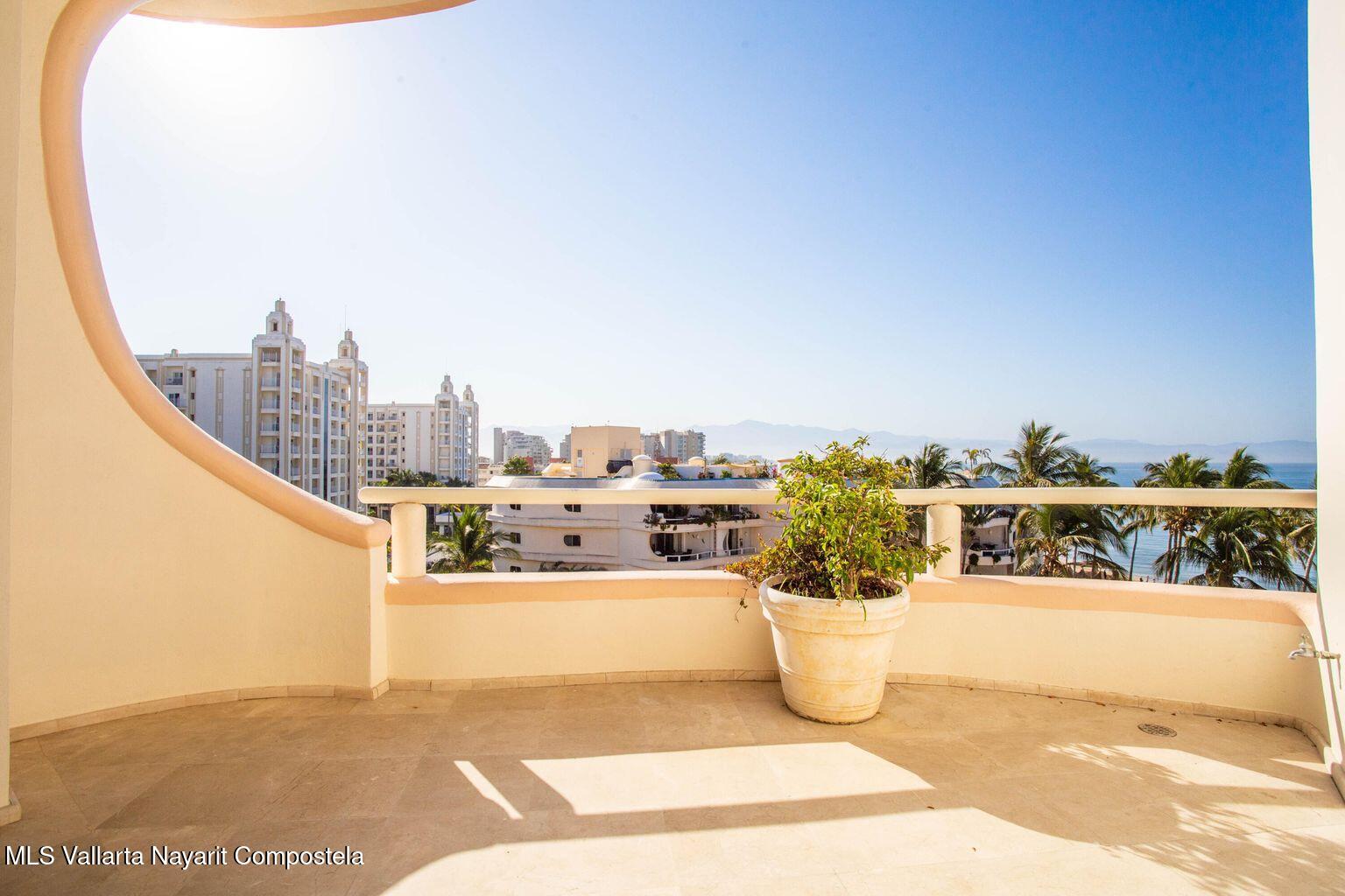 Tonya – Keller Williams Bahía