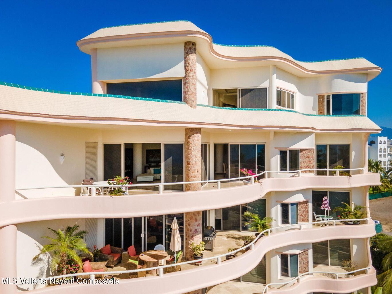 Tonya – Keller Williams Bahía
