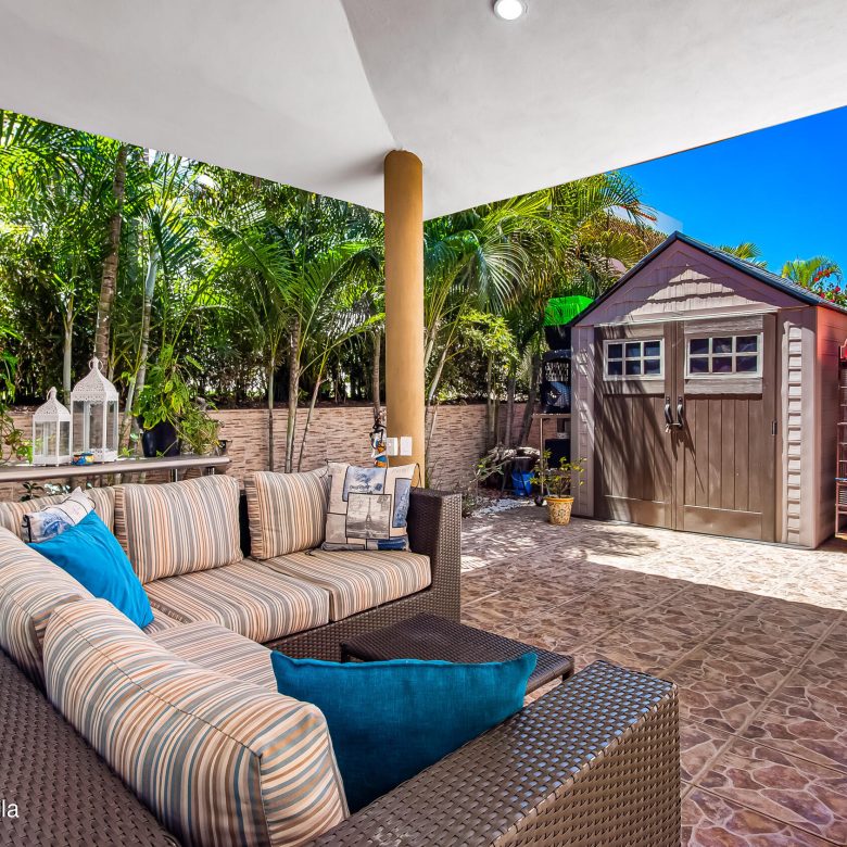 780