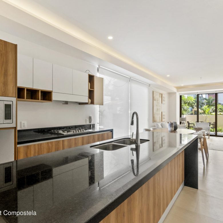 780