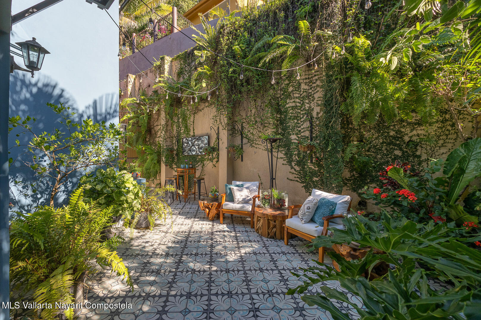 20251202161732960299000000-o