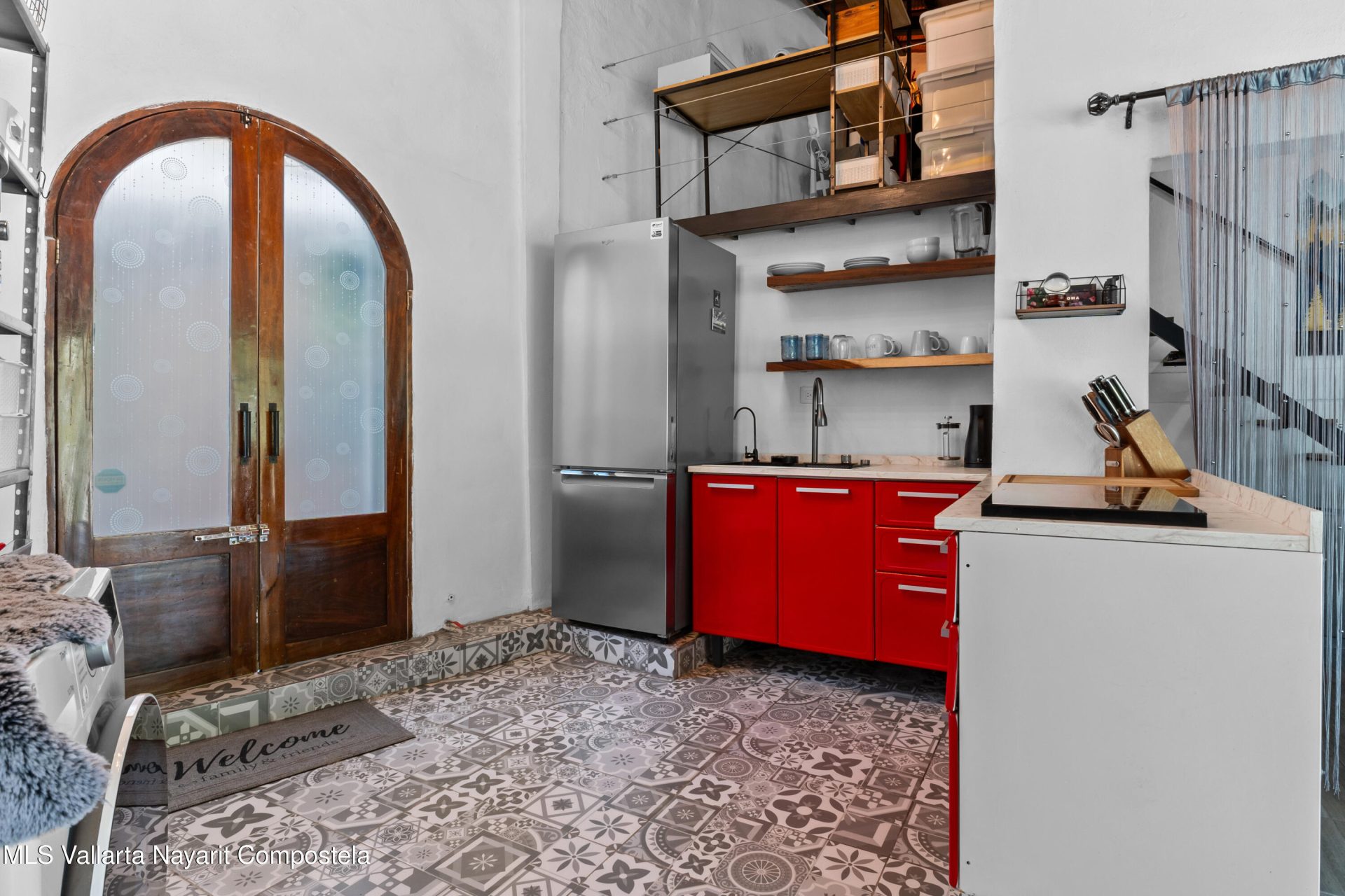 20251222233005924446000000-o