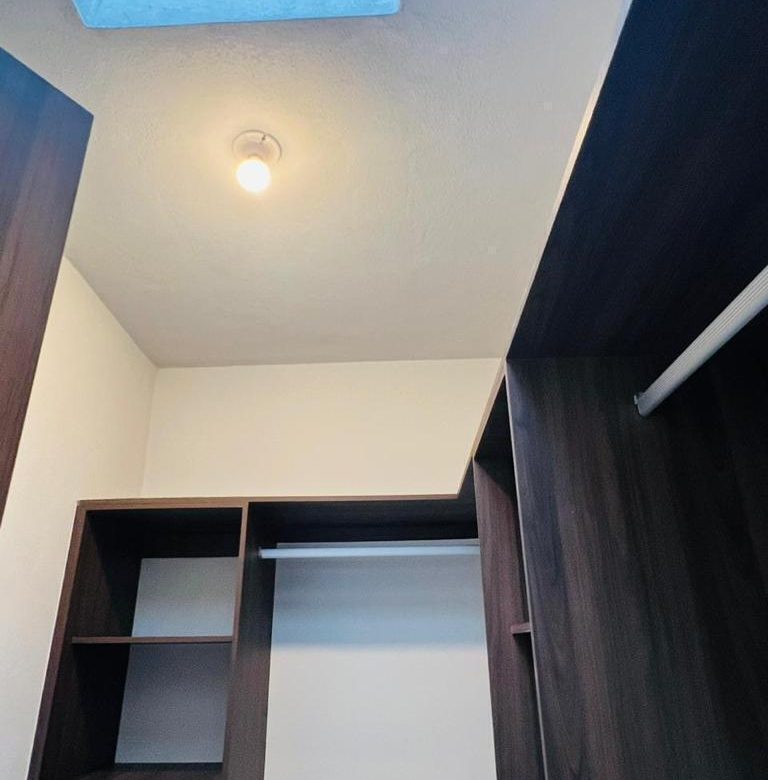 768