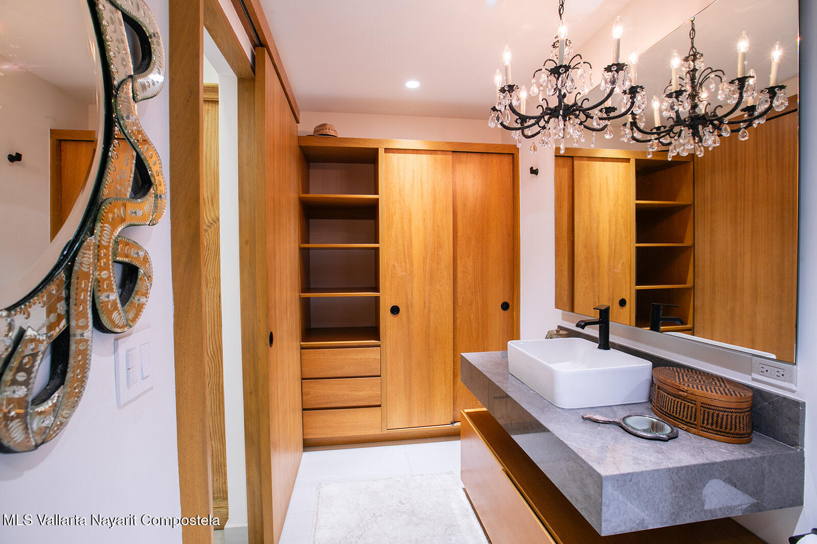 Kiki – Pacifico Property
