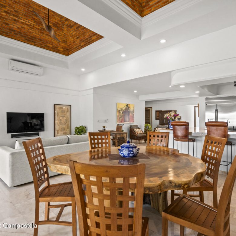 780
