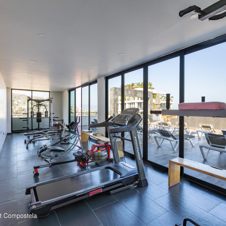 780