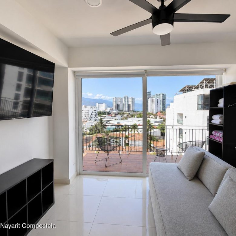 780