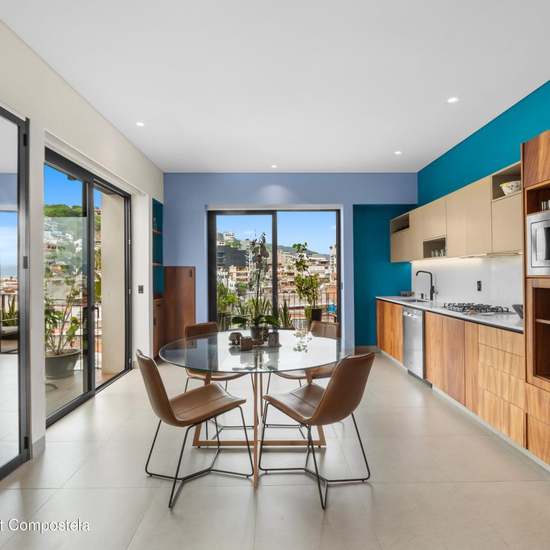 780