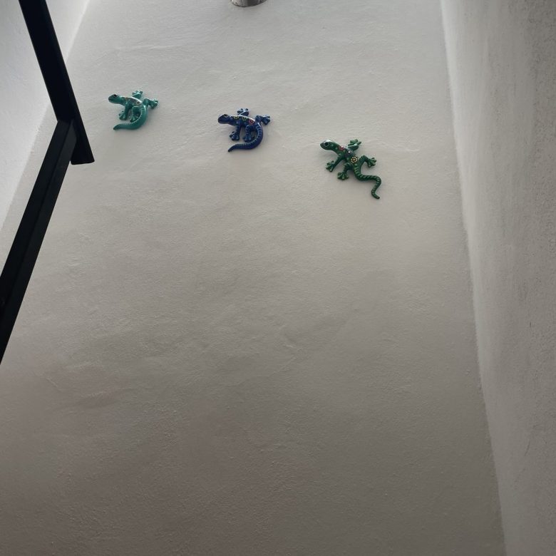 780