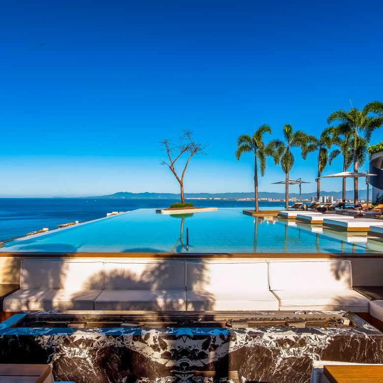 780