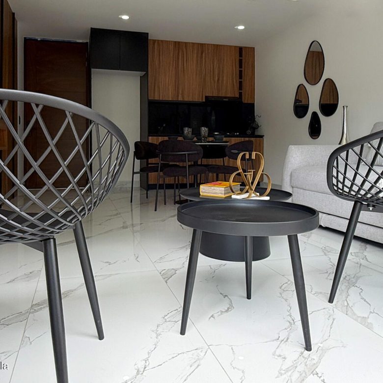 780