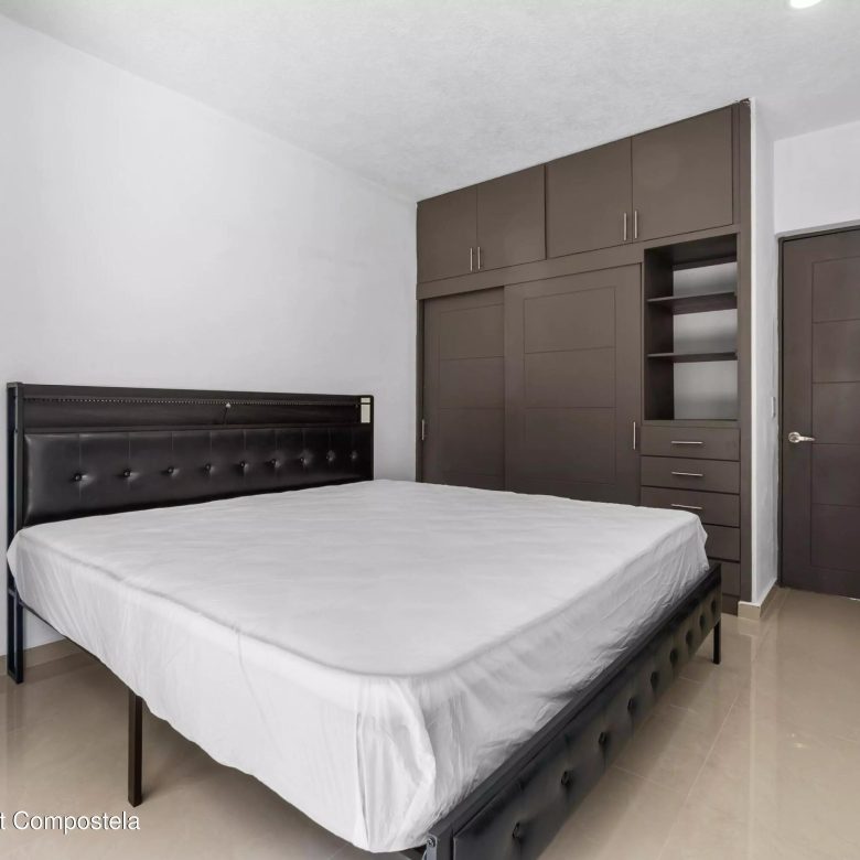 780