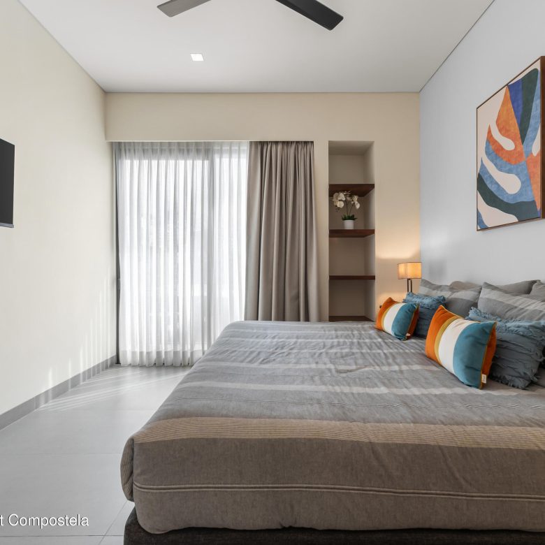 780