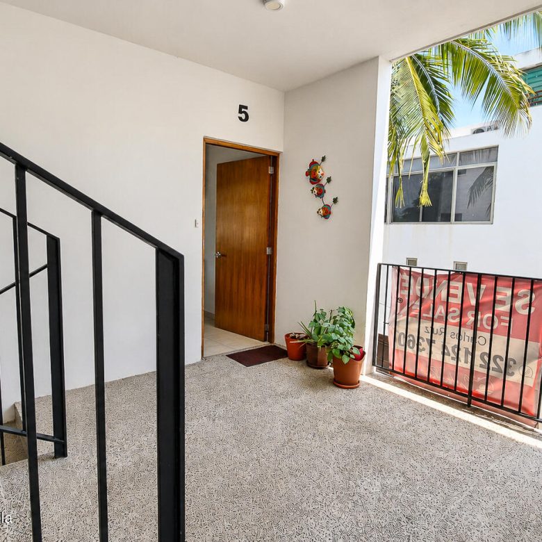 780