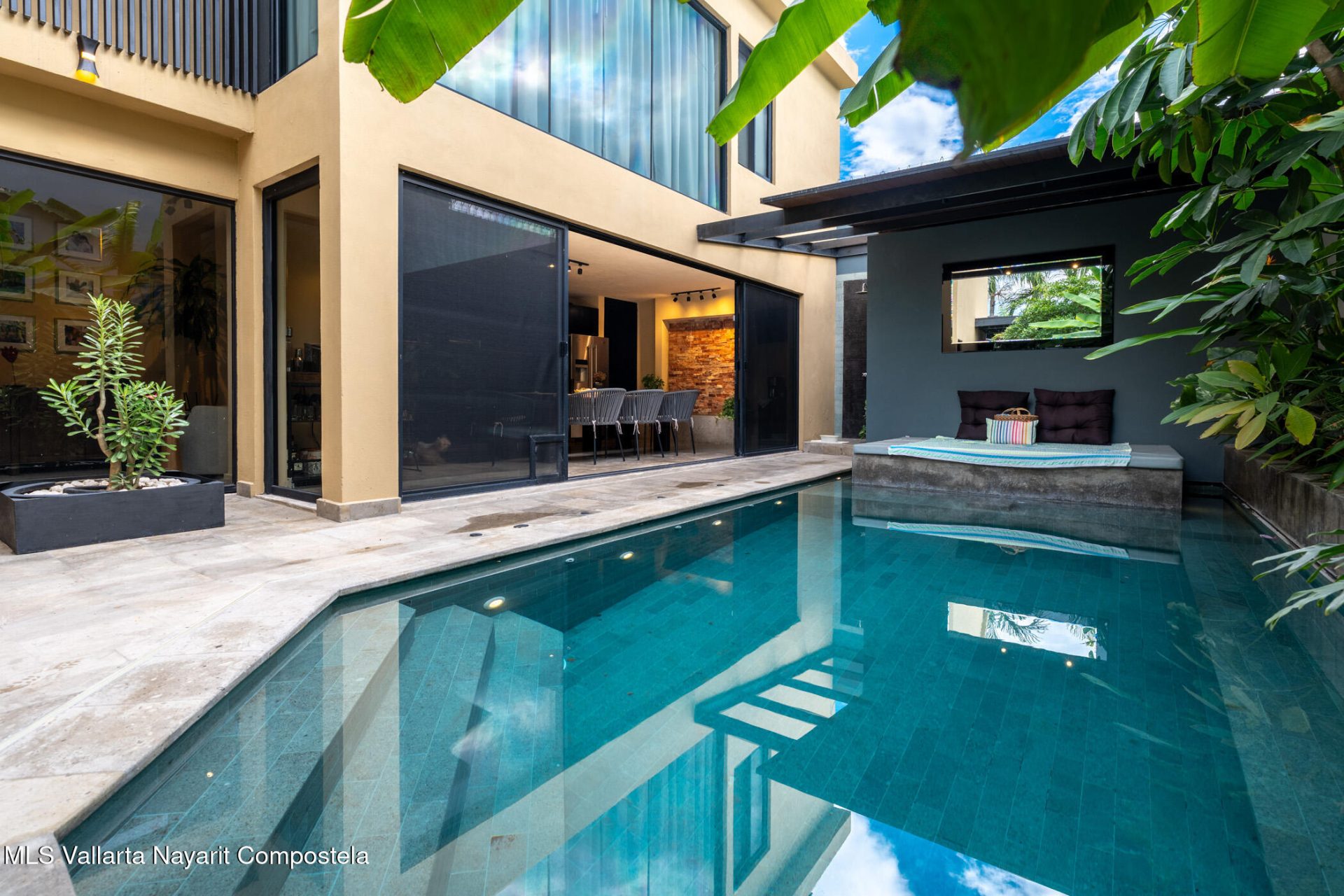20261006183318203855000000-o